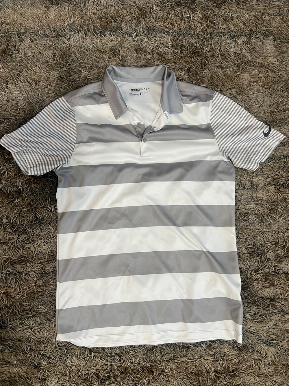 Nike: Nike Dri-FIT Victory Men's Golf Polo